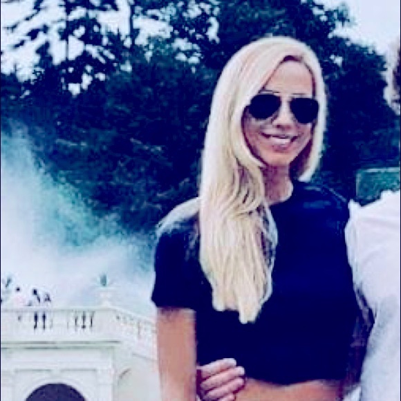 Meet your Posher, Dana - Picture 1 of 1